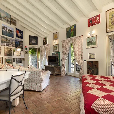 Bed and breakfast La Cucchetta 4*